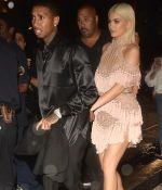 Access_Kardashian_04.jpg