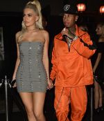 Access_Kardashian_07.jpg