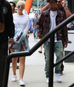 Access_Kardashian_010.jpg