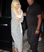 Access_Kardashian_01.jpg