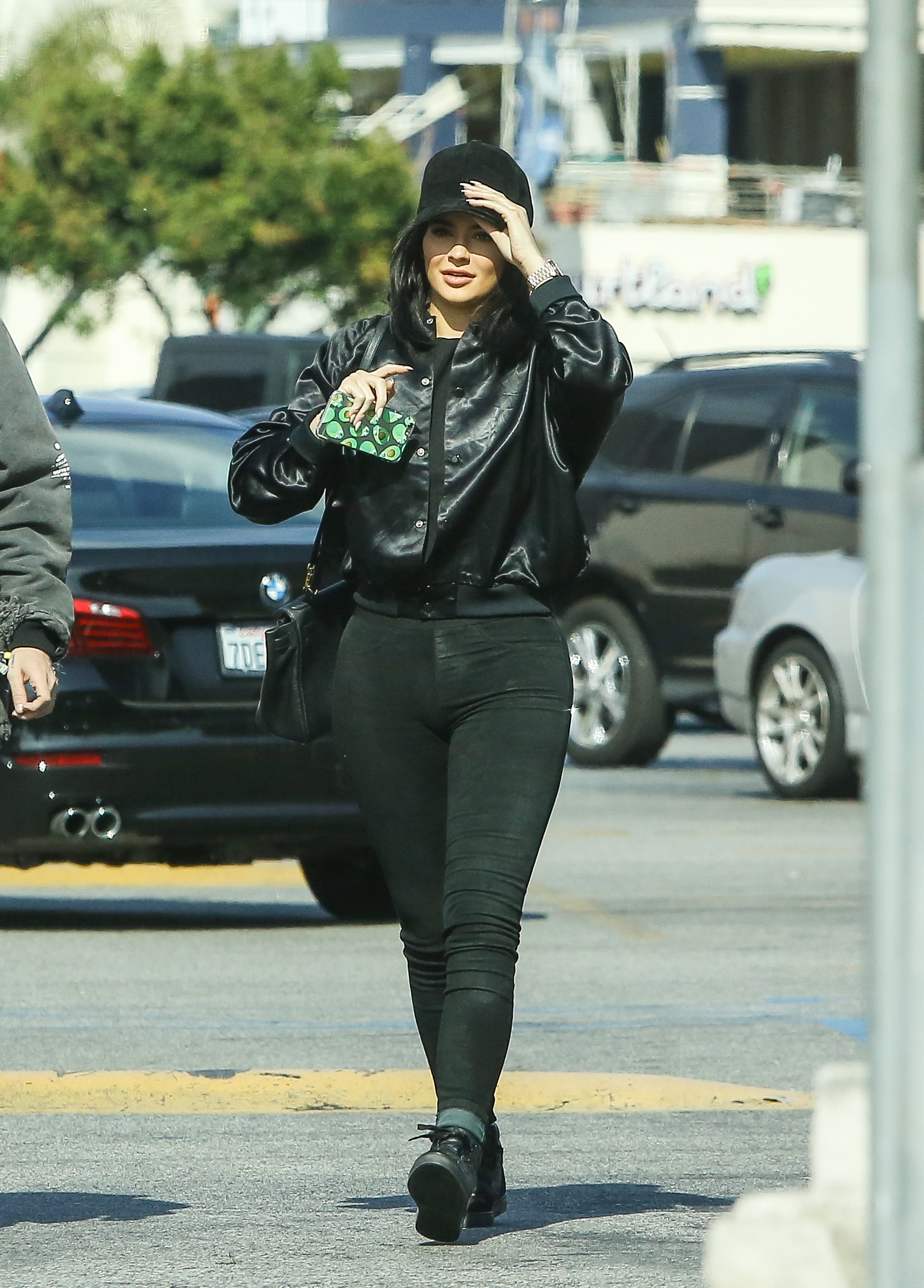 Access_Kardashian_28329.jpg