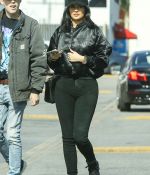 Access_Kardashian_28229.jpg
