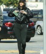 Access_Kardashian_28429.jpg