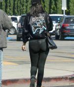 Access_Kardashian_28329.jpg
