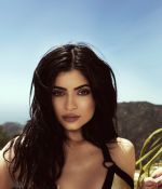 Access_Kardashian_28929.jpg