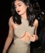 Access_Kardashian_281029.jpg