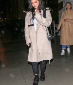 Access_Kardashian_28729.jpg