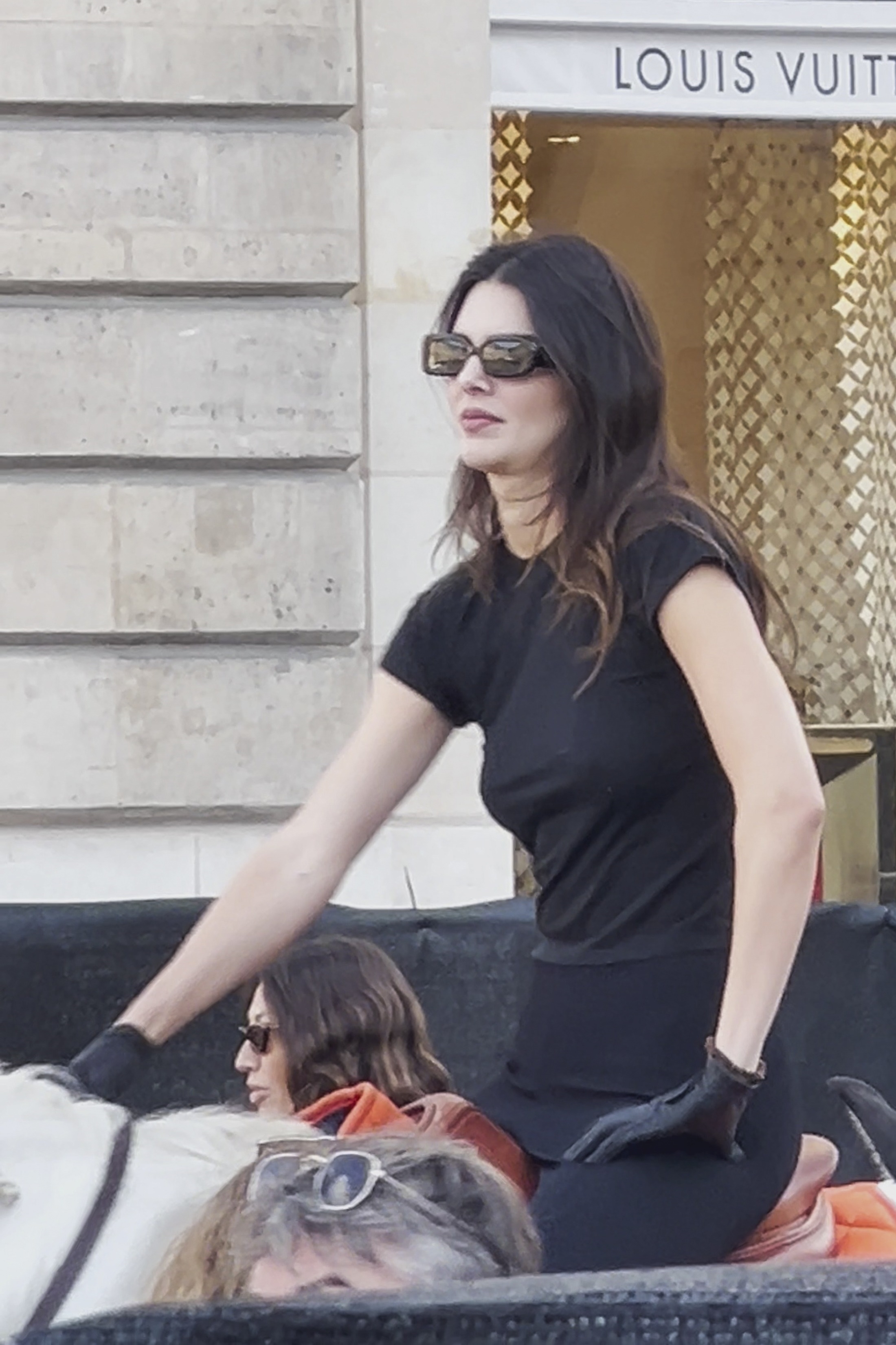Access_Kardashian_281229~1.jpg