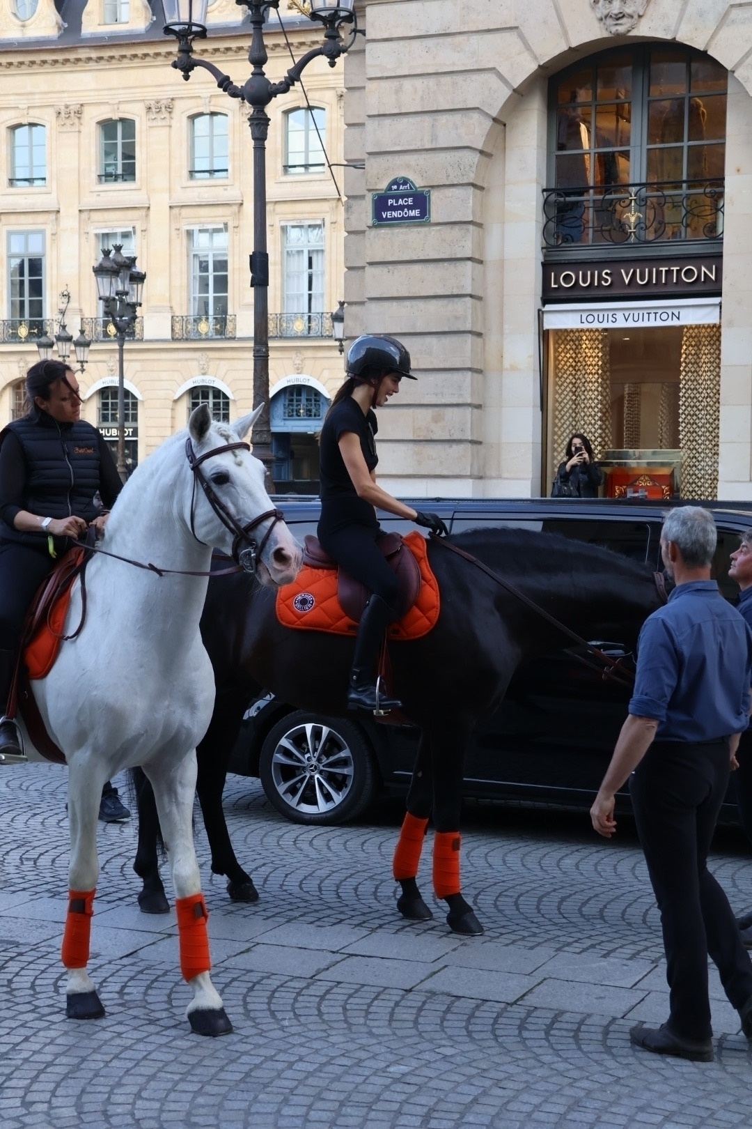 Access_Kardashian_281729.jpg