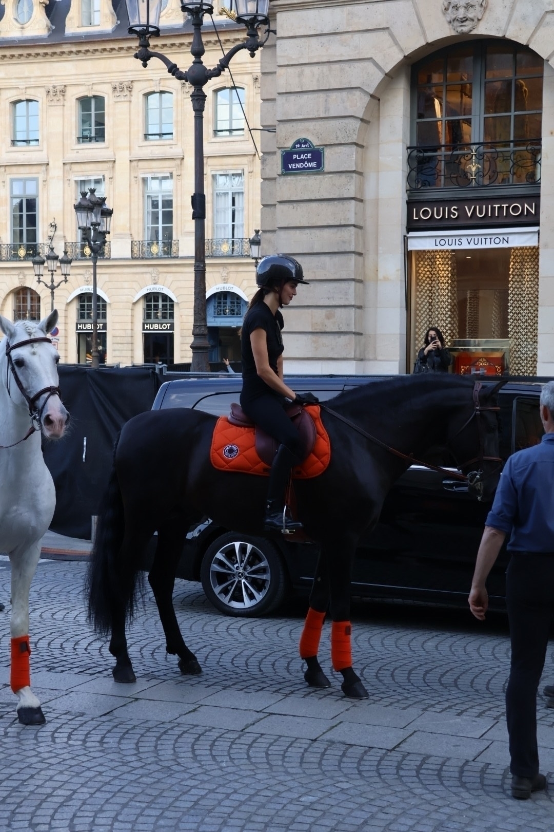 Access_Kardashian_282129.jpg