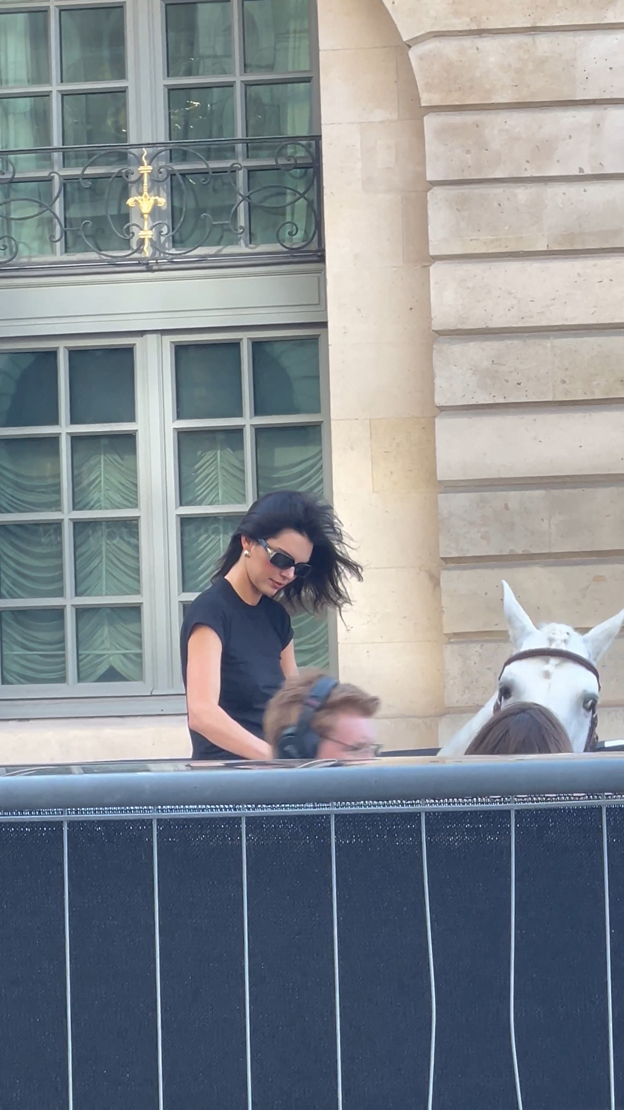 Access_Kardashian_28229~2.jpg