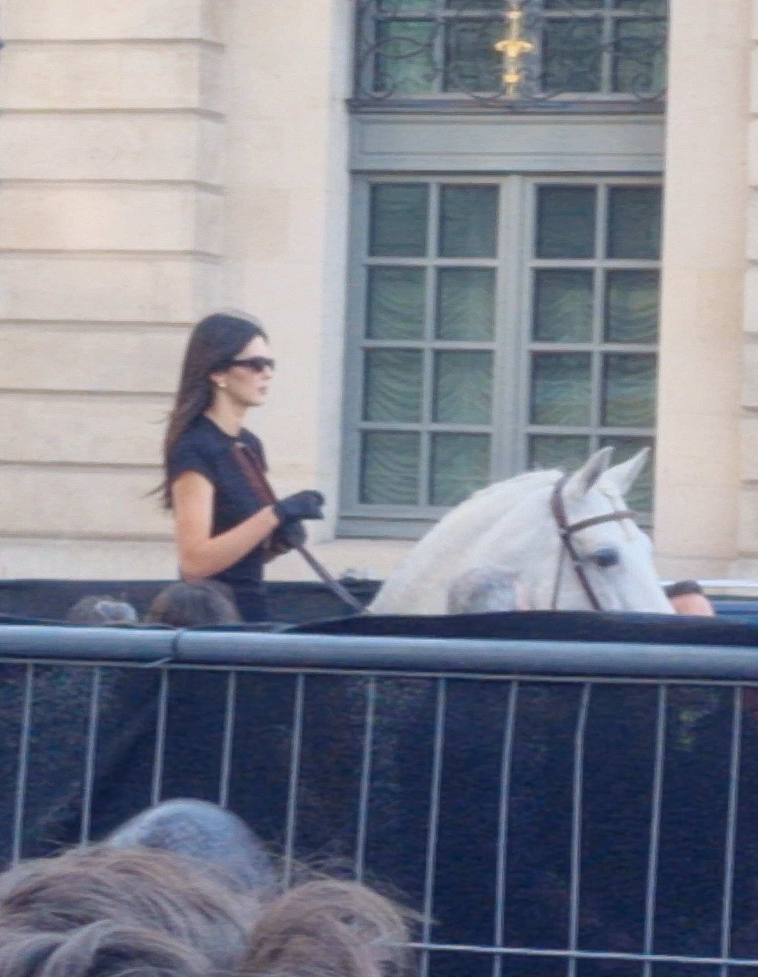 Access_Kardashian_28329~3.jpg