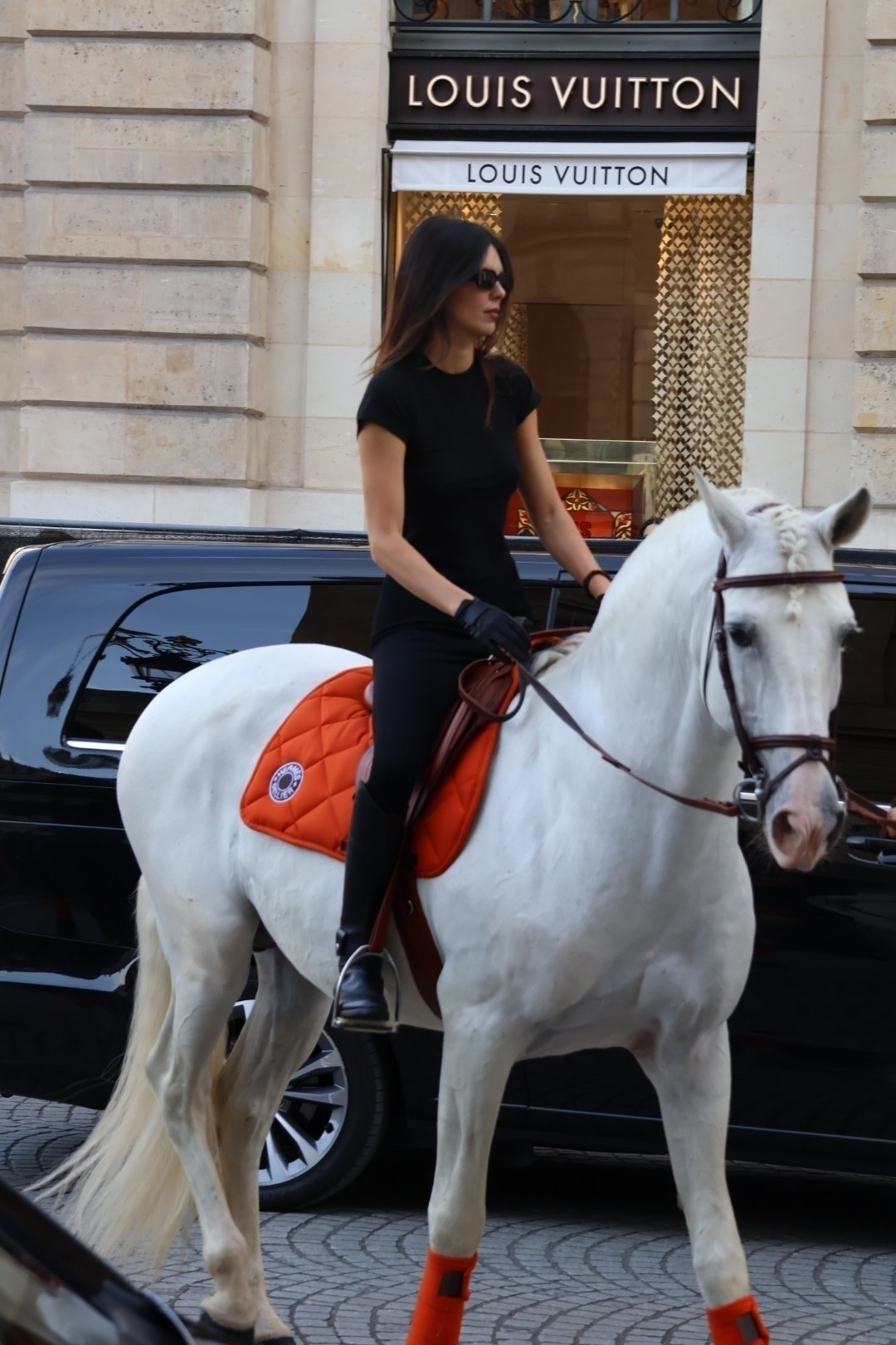 Access_Kardashian_284629.jpg