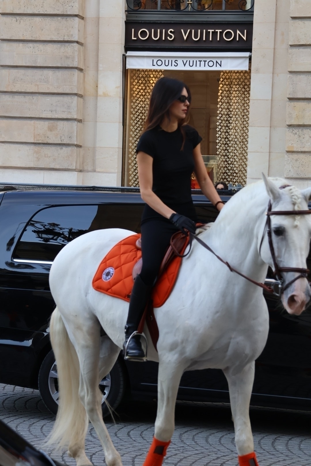 Access_Kardashian_284729.jpg