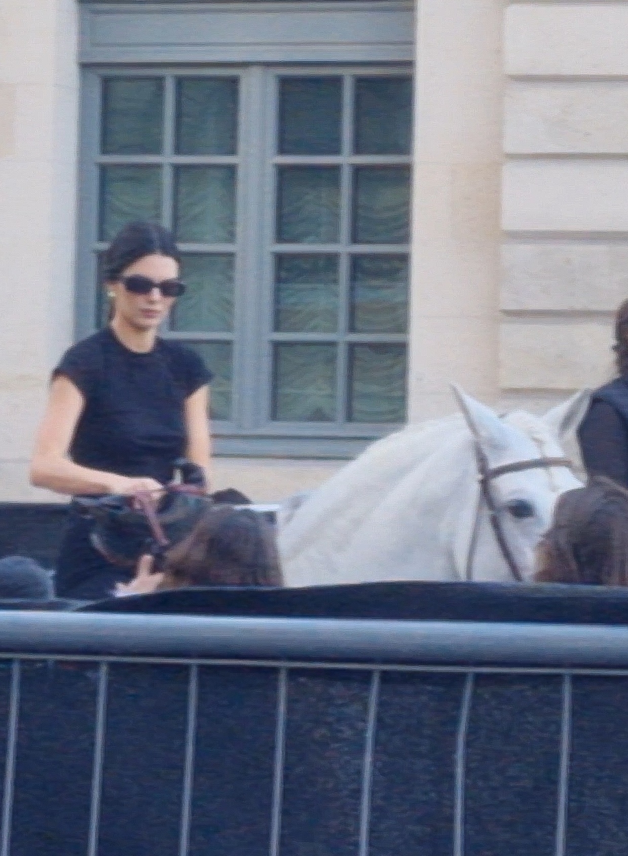 Access_Kardashian_28629~1.jpg