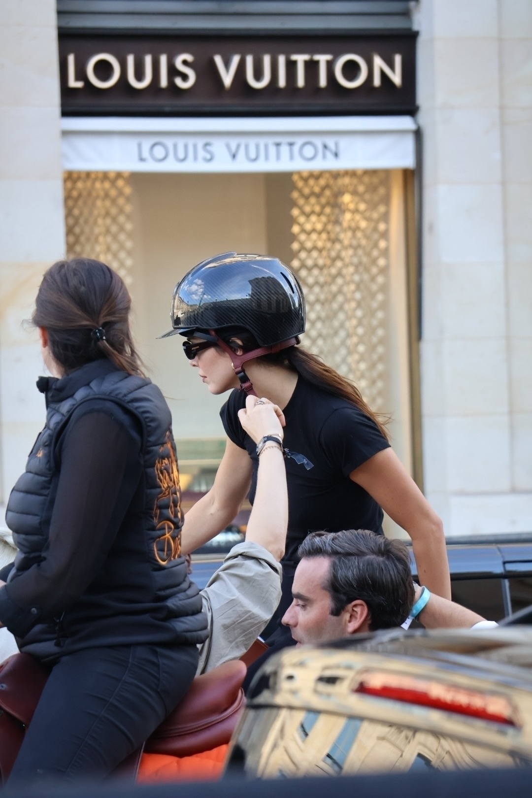 Access_Kardashian_286629.jpg