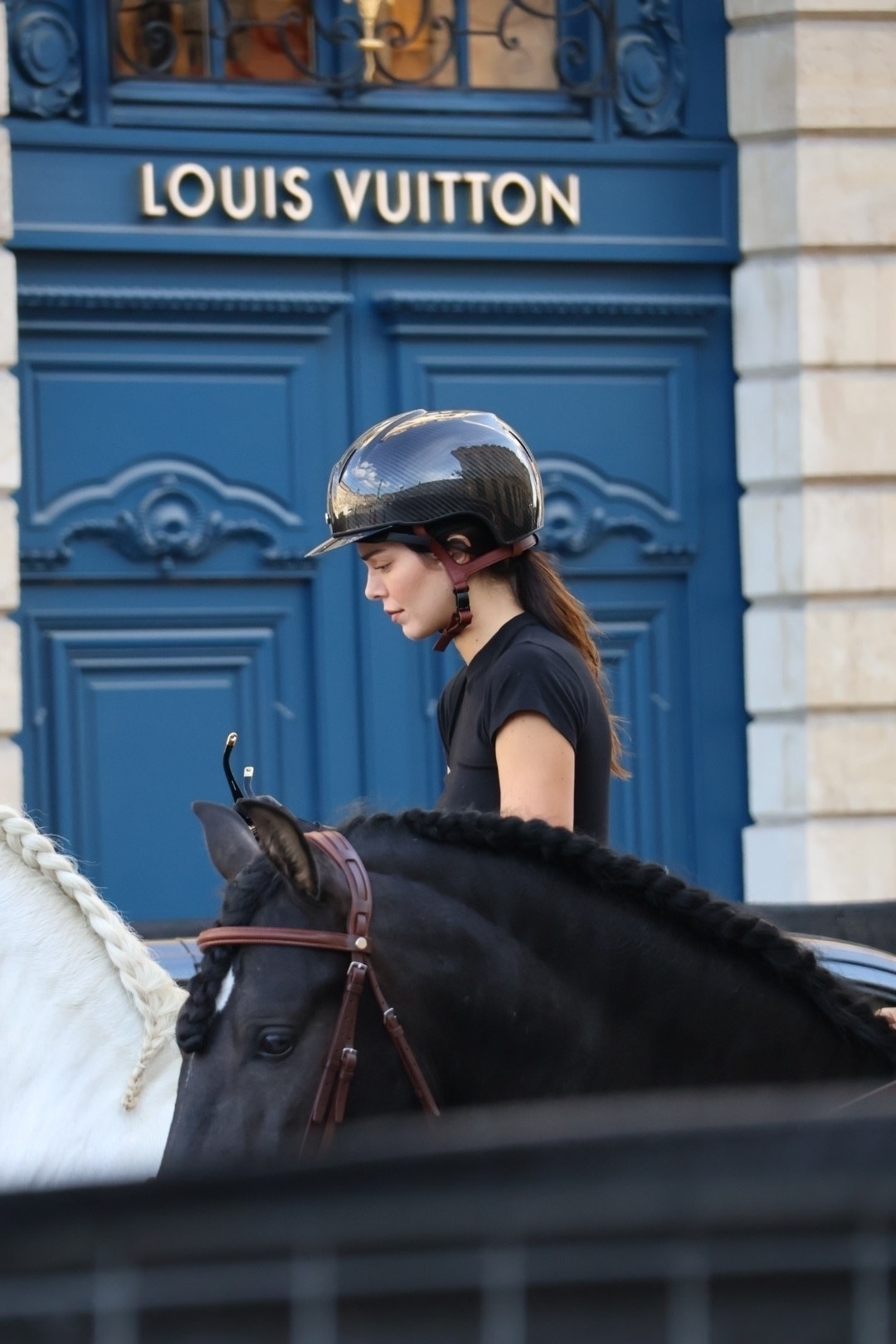 Access_Kardashian_287129.jpg