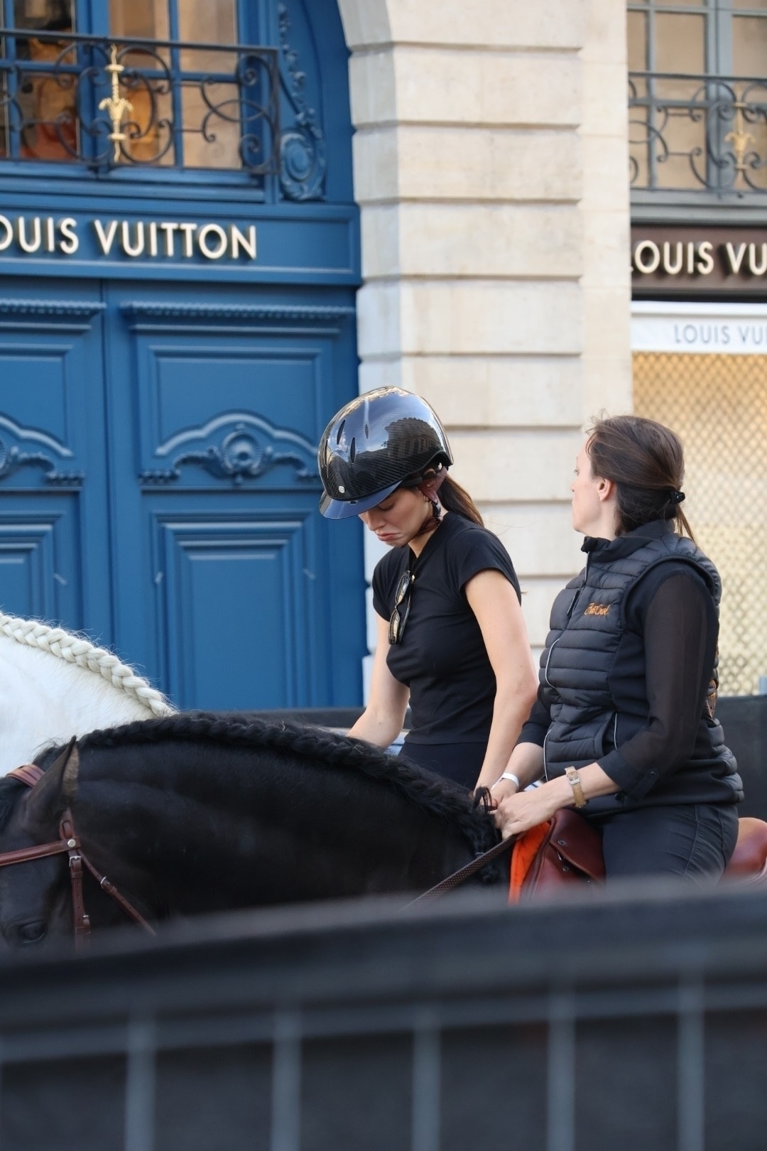 Access_Kardashian_288029.jpg