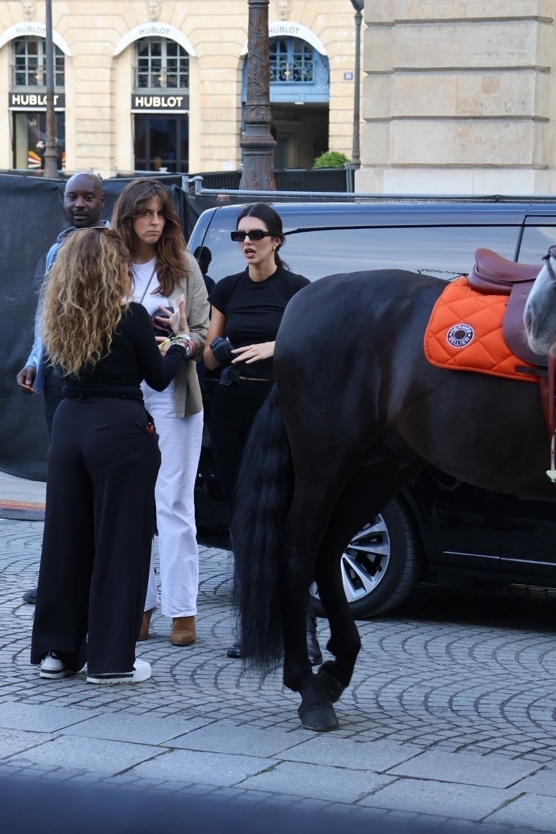 Access_Kardashian_28829.jpg