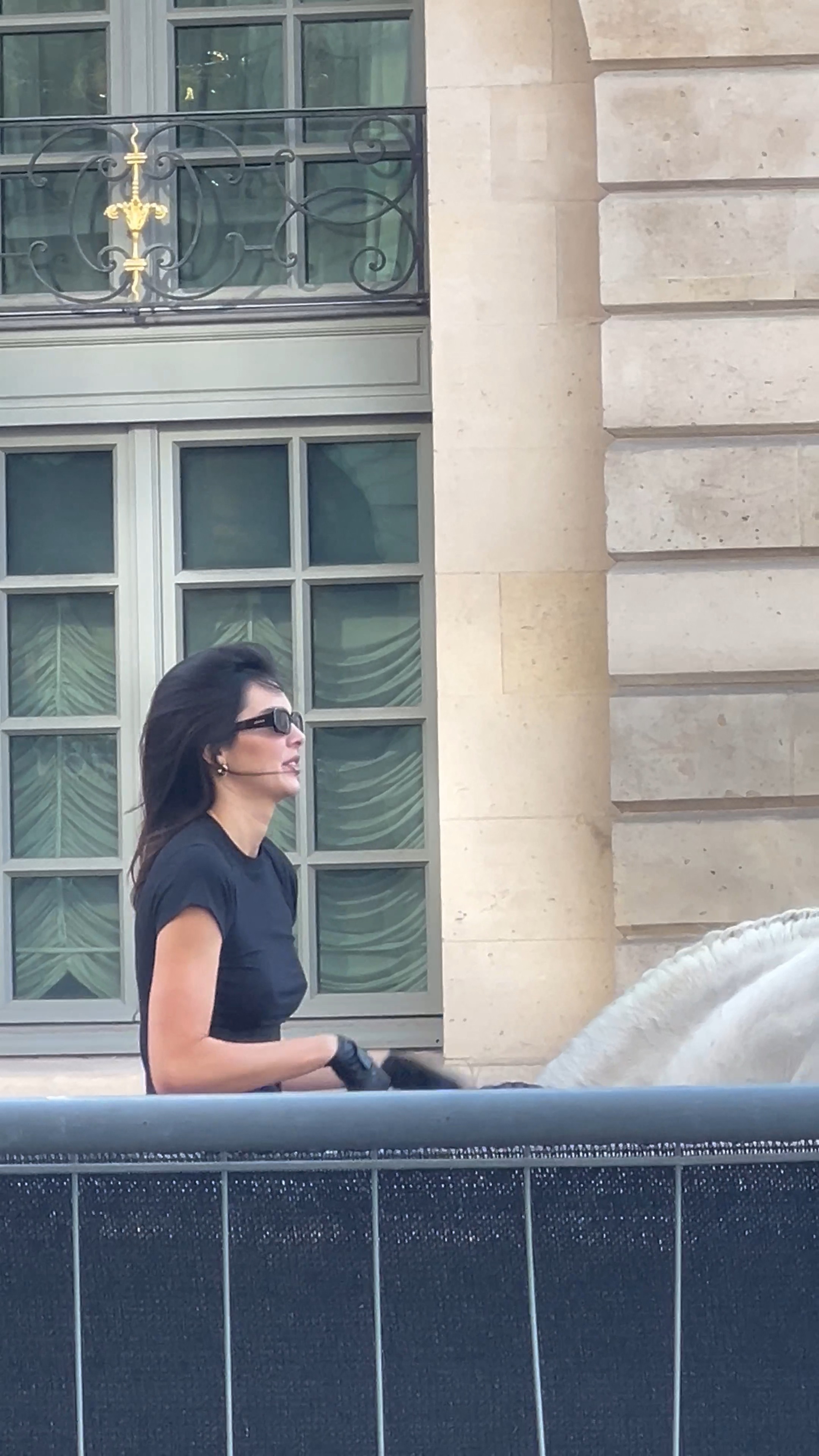 Access_Kardashian_28829~0.jpg