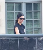 Access_Kardashian_281029~0.jpg