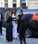 Access_Kardashian_281329.jpg