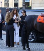 Access_Kardashian_281429.jpg