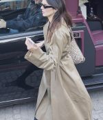 Access_Kardashian_282729~0.jpg