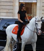 Access_Kardashian_284629.jpg
