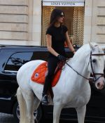 Access_Kardashian_284729.jpg