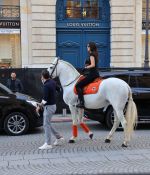 Access_Kardashian_285629.jpg