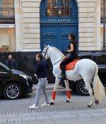 Access_Kardashian_285729.jpg
