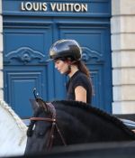 Access_Kardashian_287129.jpg
