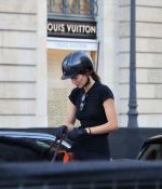 Access_Kardashian_288429.jpg