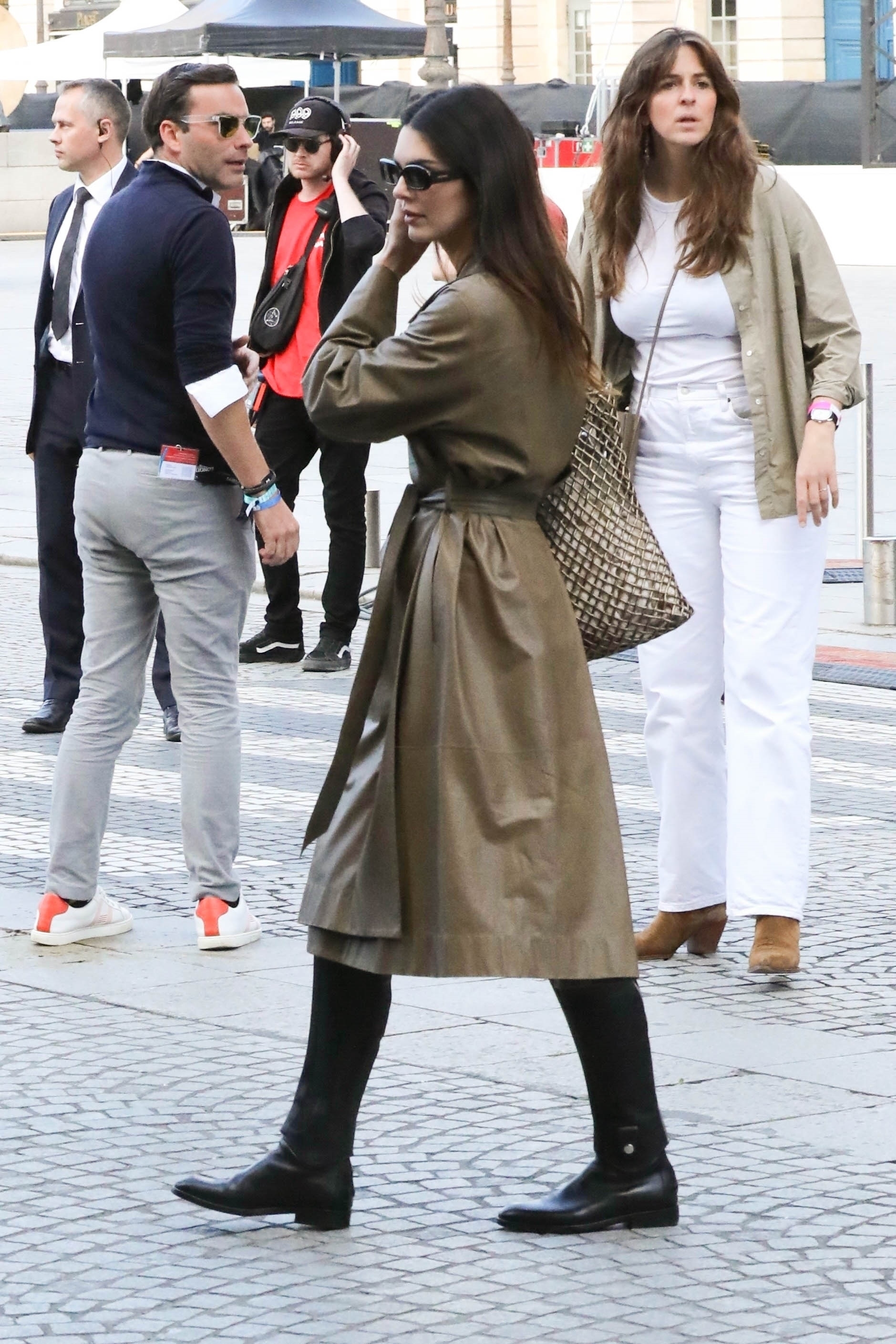 Access_Kardashian_28129~0.jpg
