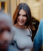 Access_Kardashian_28229.jpg