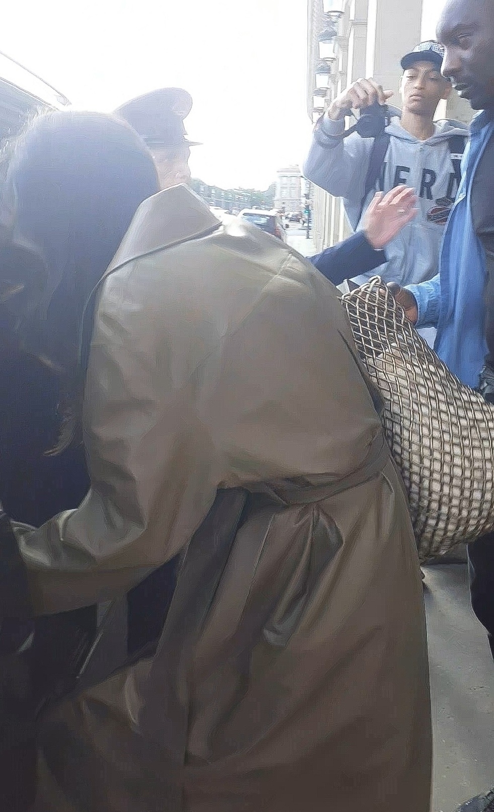 Access_Kardashian_28229.jpg