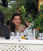 Access_Kardashian_28129.jpg