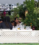 Access_Kardashian_282129.jpg