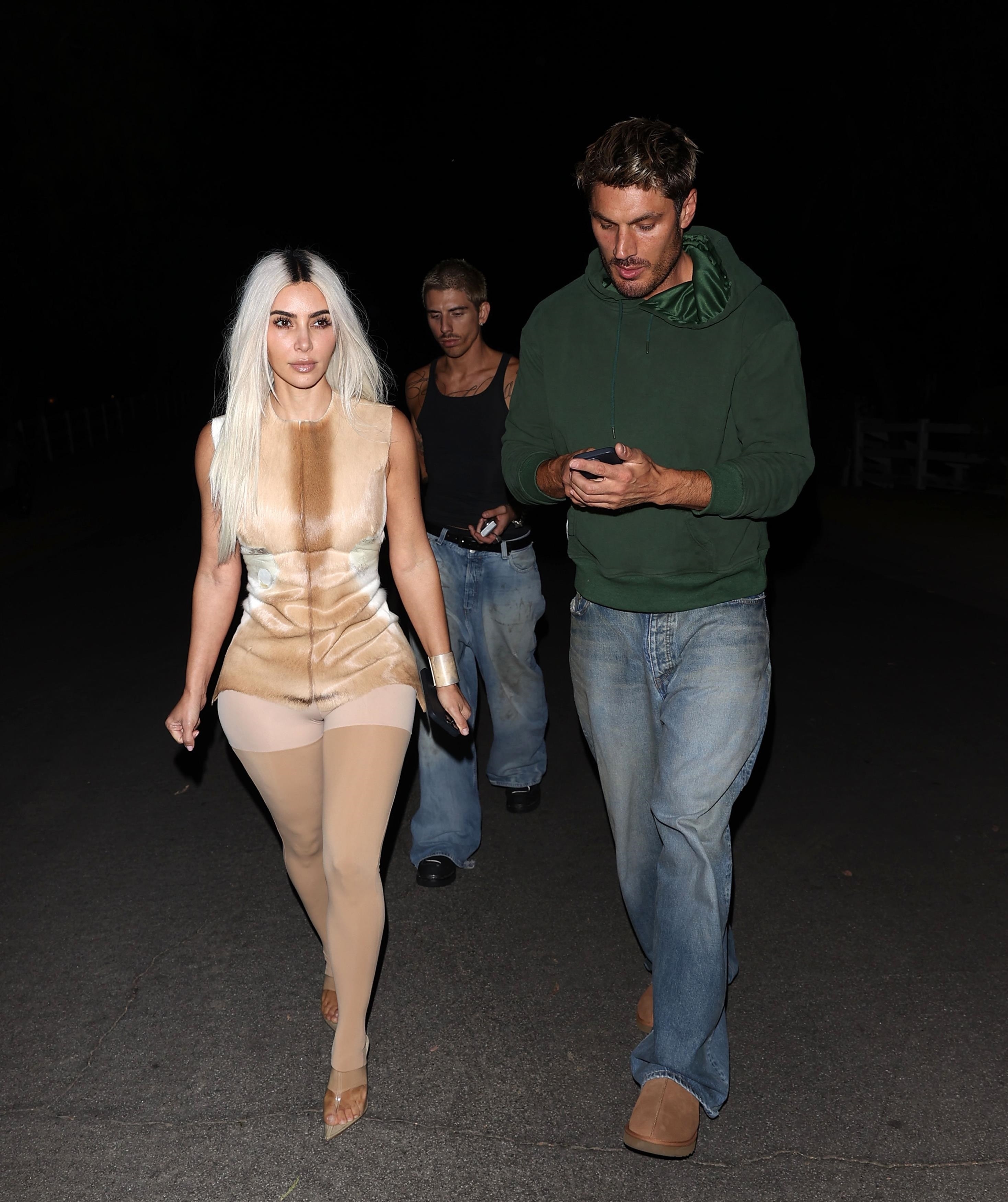 Access_Kardashian_28729.jpg