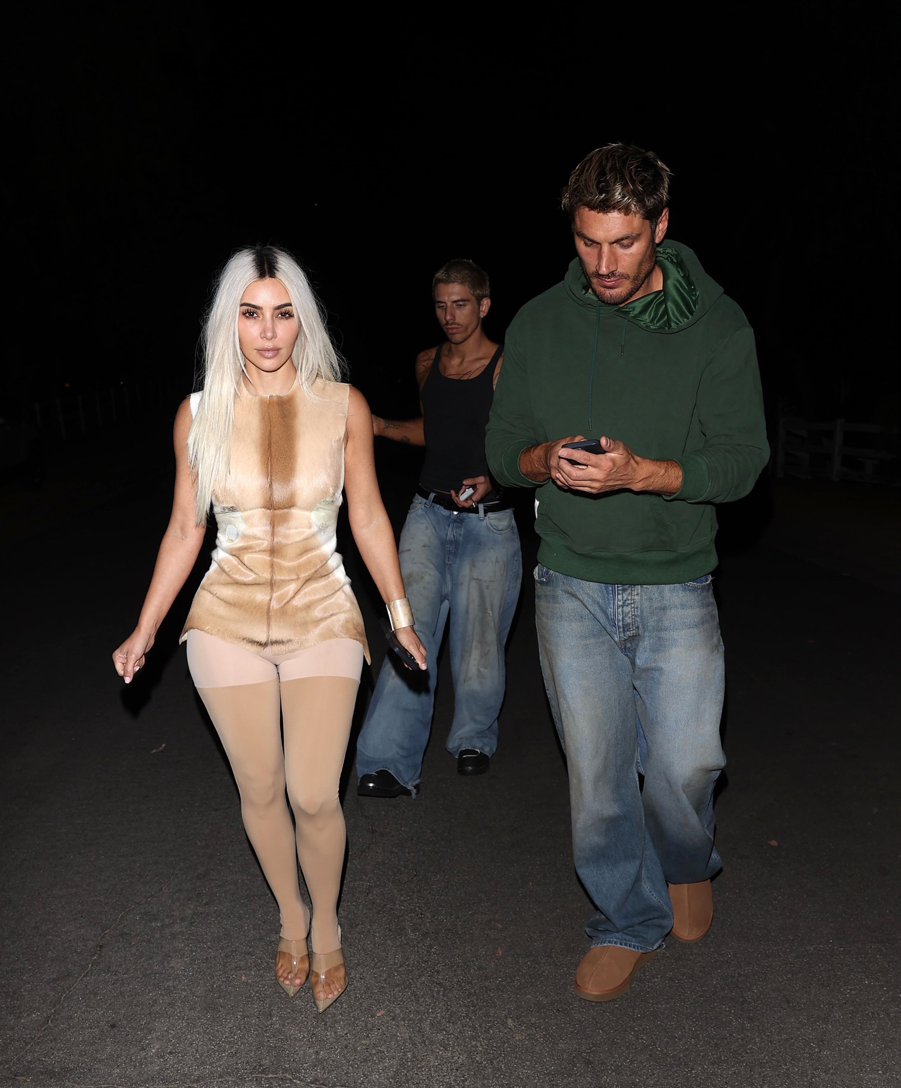 Access_Kardashian_28829.jpg