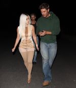 Access_Kardashian_28429.jpg