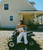 Access_Kardashian19.jpg