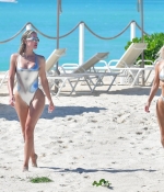 Access_Kardashian_007.jpg