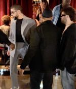 Access_Kardashian_28329~2.jpg
