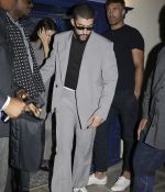 Access_Kardashian_28429~0.jpg