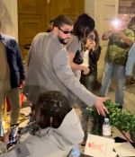 Access_Kardashian_28529~0.jpg
