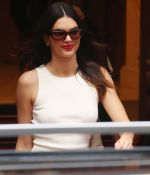 Access_Kardashian11.jpg