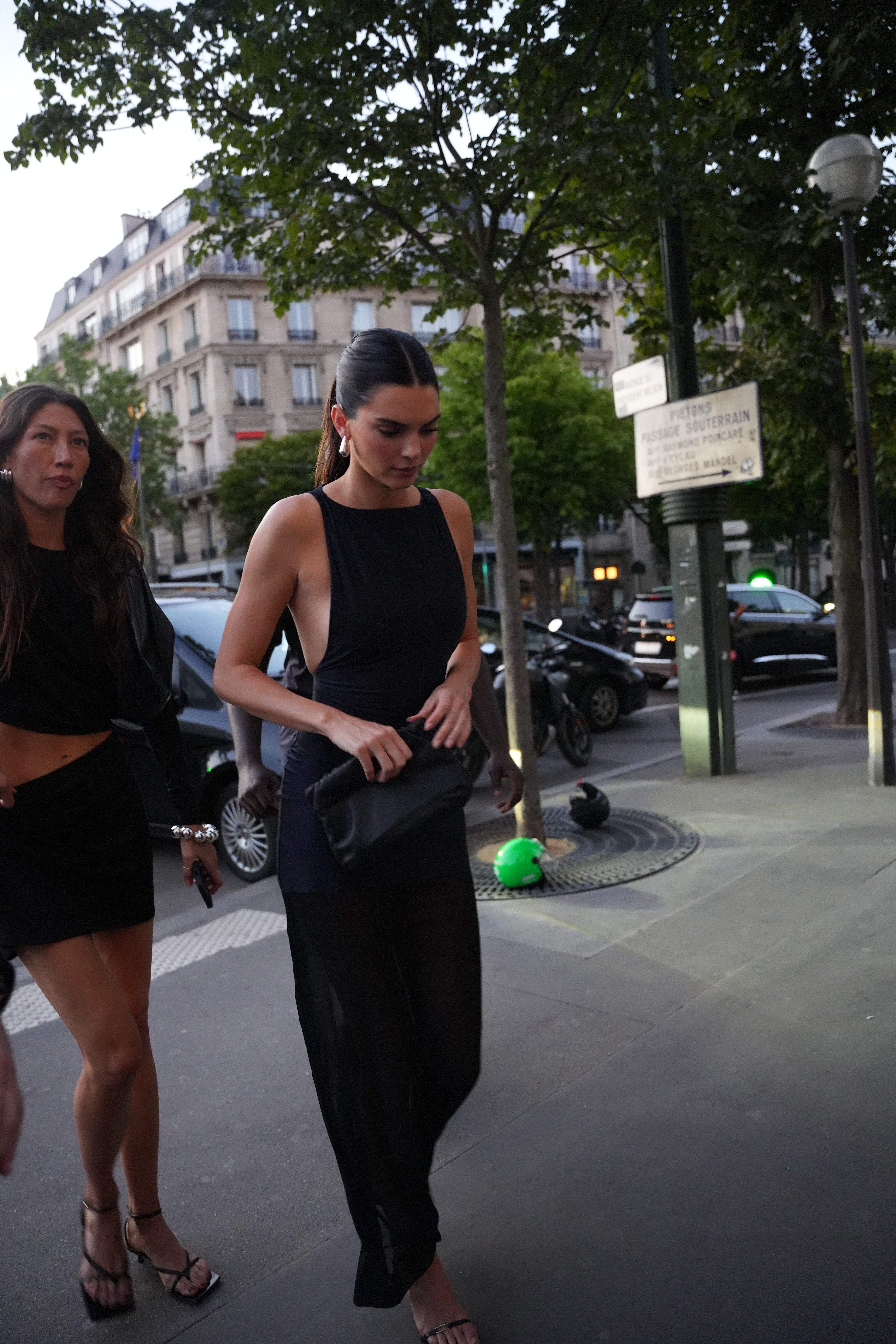 Access_Kardashian_284029.jpg