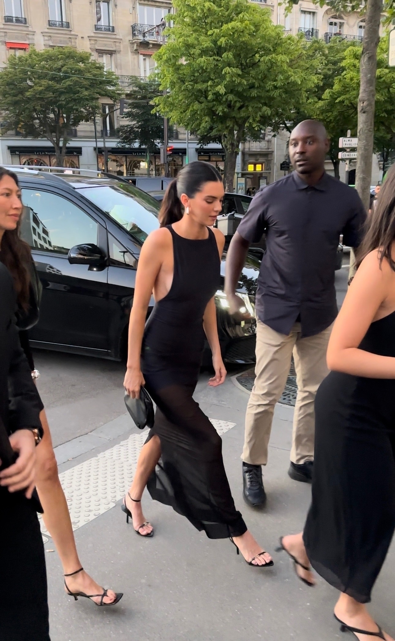 Access_Kardashian_28429.jpg